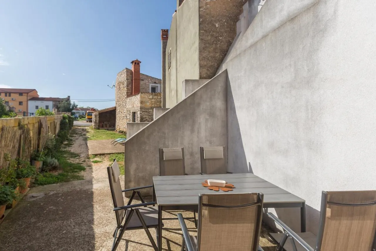 Holiday home Holiday House With Wifi Rovinjsko Selo, Rovinj - 3431