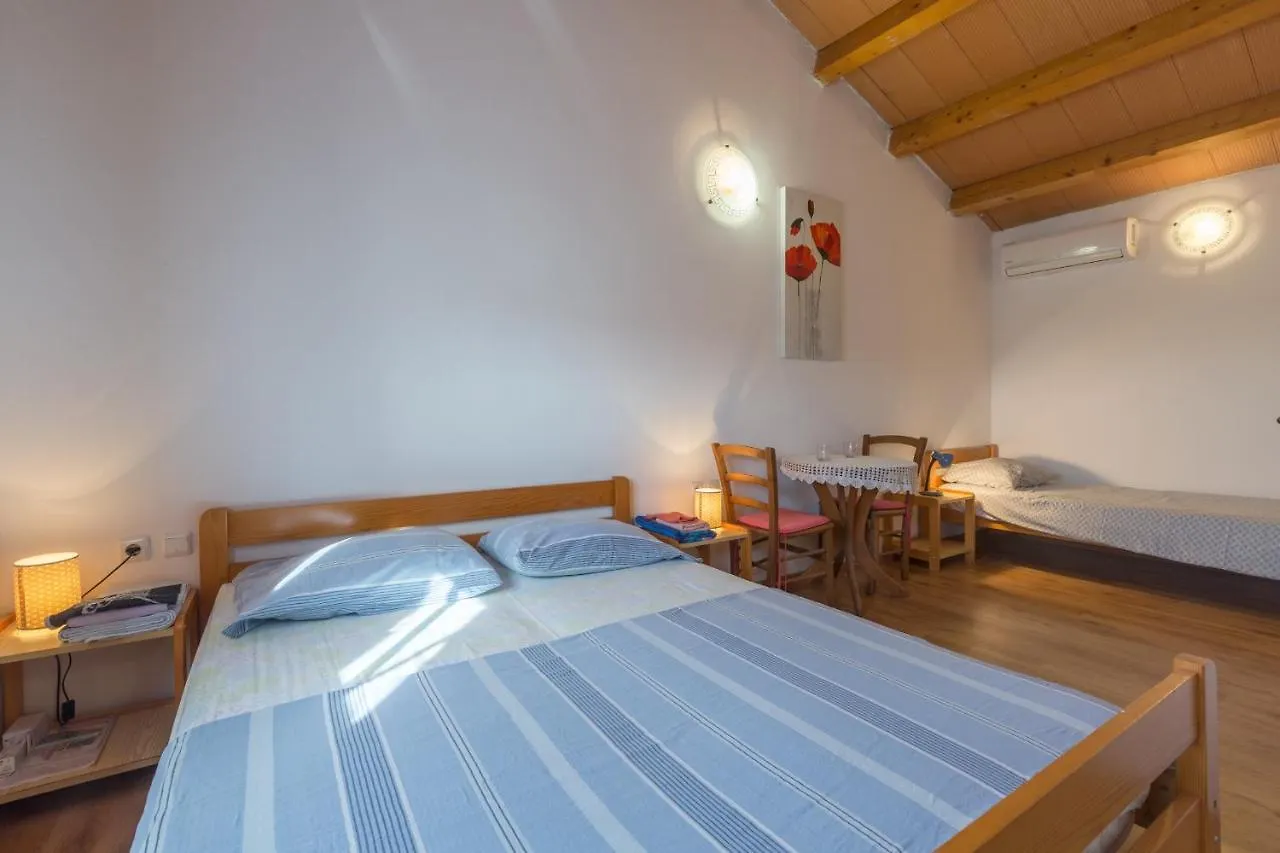 Holiday House With Wifi Rovinjsko Selo, Rovinj - 3431 Holiday home
