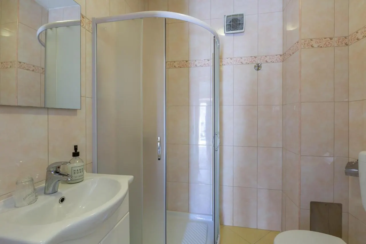 Holiday House With Wifi Rovinjsko Selo, Rovinj - 3431 0*,  Croatia
